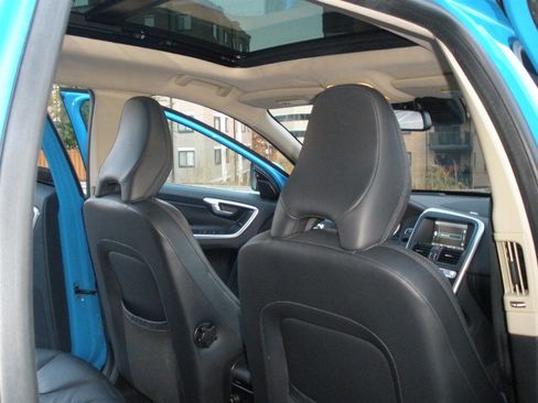 Used 2013 Volvo XC60 T6 image 27