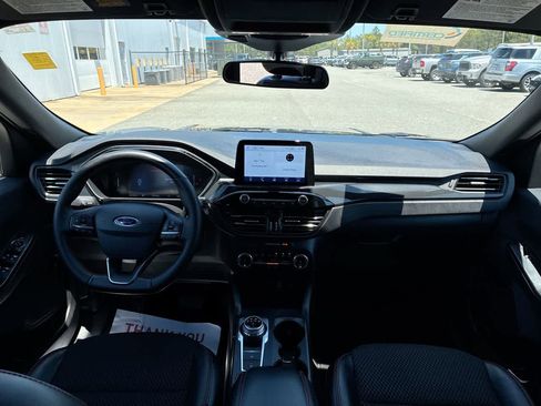 Used 2025 Ford Escape ST-Line AWD/4WD image 19