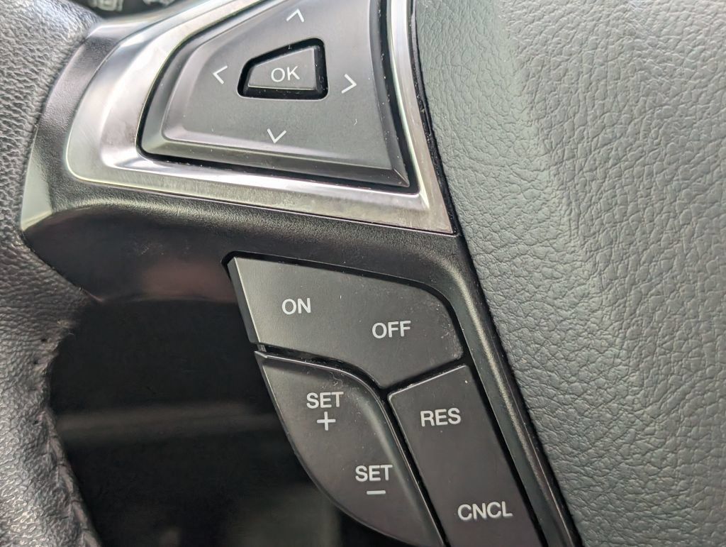 Used 2024 Ford Edge Titanium AWD/4WD image 14