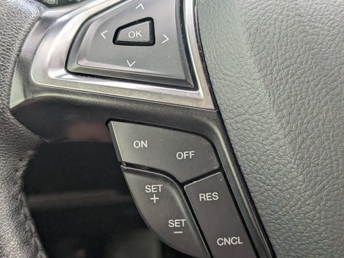 Used 2024 Ford Edge Titanium AWD/4WD image 14