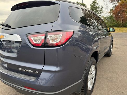 Used 2014 Chevrolet Traverse LS image 11
