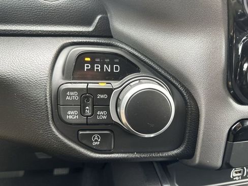 Used 2025 RAM 1500 Big Horn AWD/4WD image 22
