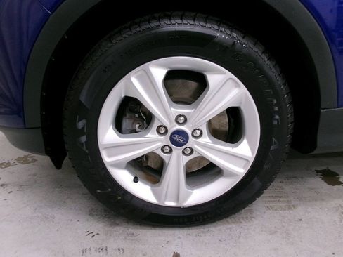 Used 2016 Ford Escape SE AWD/4WD image 3