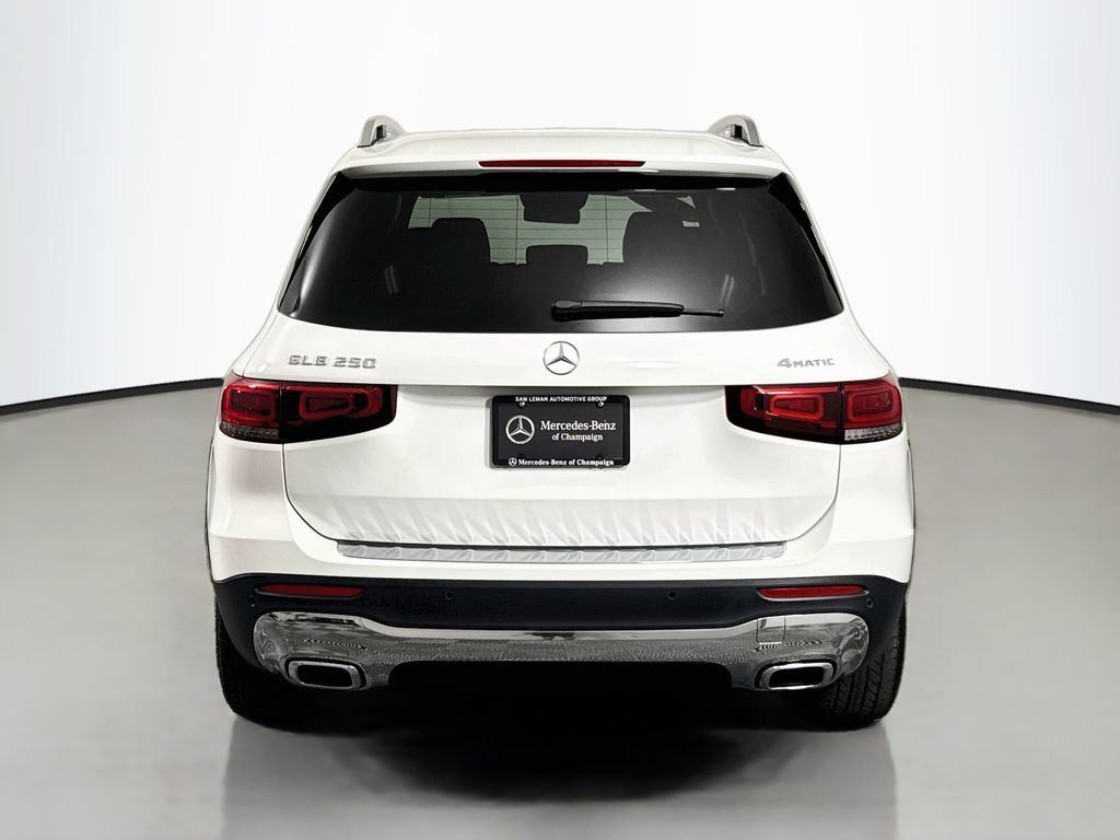 Used 2023 Mercedes-Benz GLB 250 4MATIC image 6