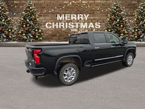Used 2024 Chevrolet Silverado 3500 High Country w/ High Country Premium Package image 6