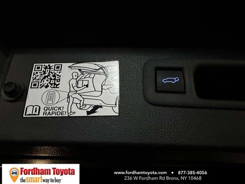 Used 2022 Toyota Highlander Platinum FWD image 13