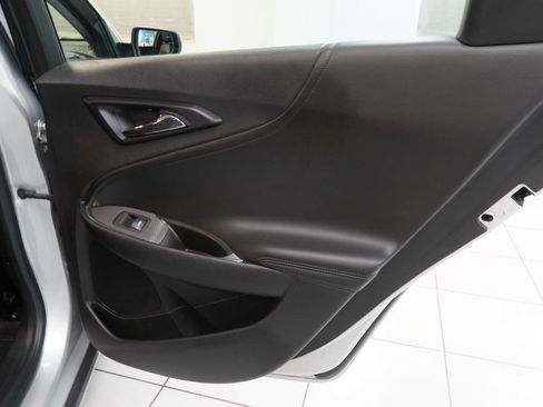 Used 2017 Chevrolet Malibu LT w/ Leather Package FWD image 31