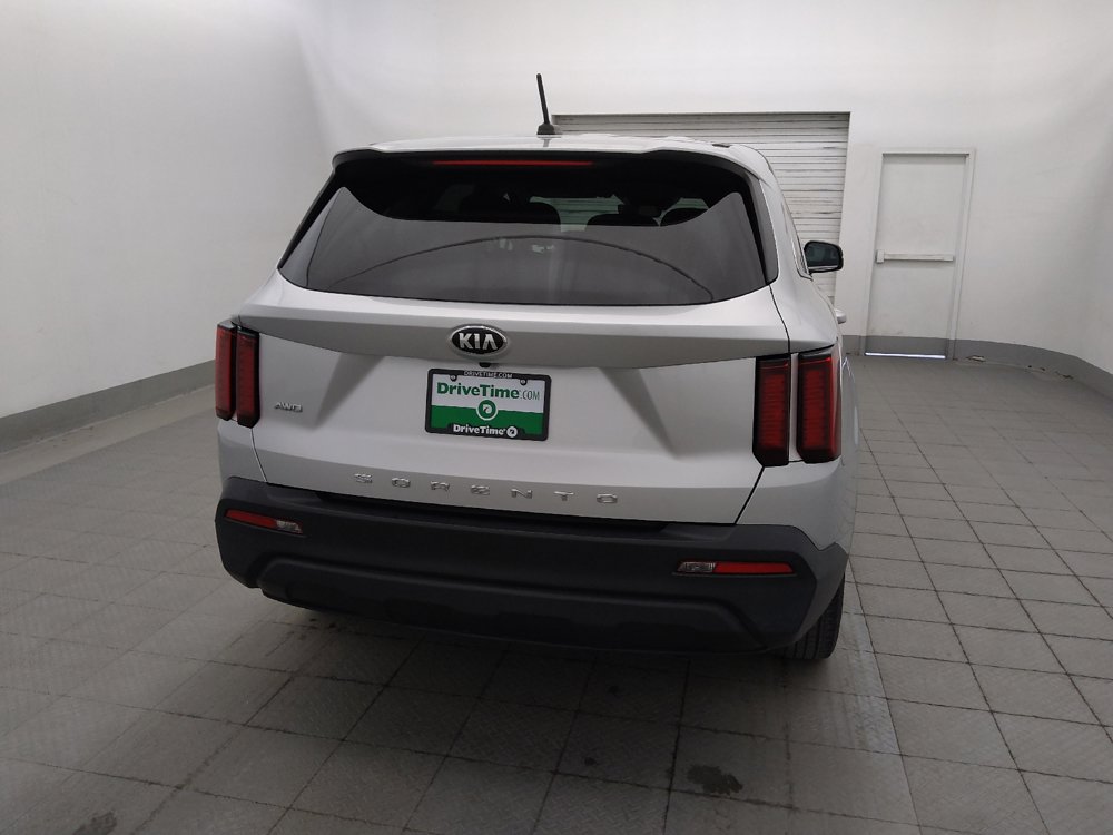 Used 2021 Kia Sorento LX AWD/4WD image 7
