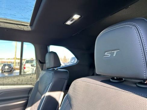 New 2026 Buick Enclave Sport Touring w/ Power Package image 23