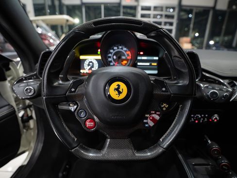 Used 2013 Ferrari 458 Spider RWD image 15