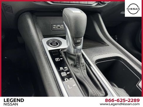 Certified 2023 Nissan Sentra SV image 28