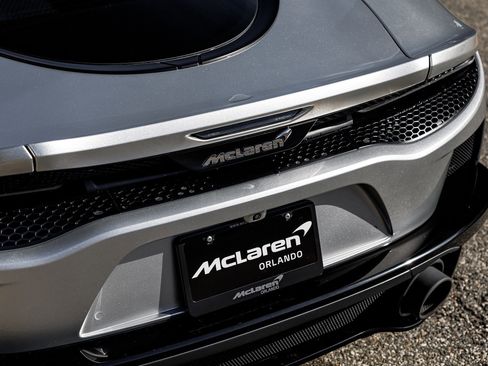 Used 2022 McLaren GT image 50