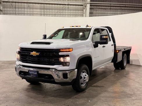 New 2026 Chevrolet Silverado 3500 W/T w/ WT Convenience Package AWD/4WD image 2