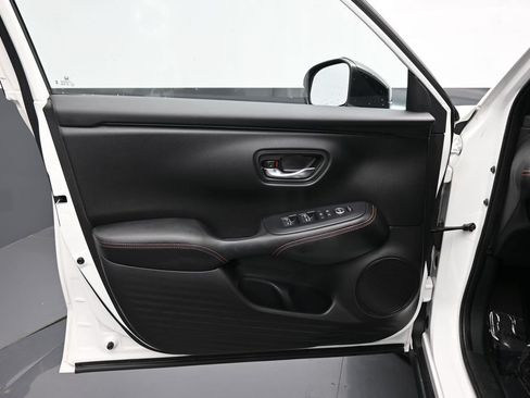Certified 2024 Honda HR-V Sport image 18
