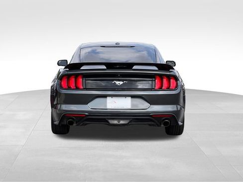 Used 2019 Ford Mustang Coupe RWD image 4
