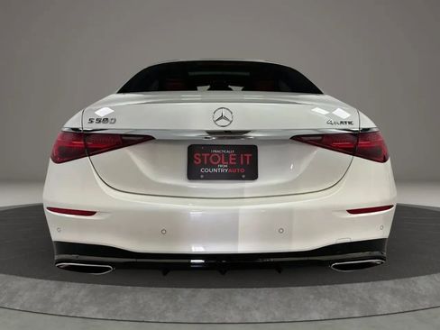 Used 2023 Mercedes-Benz S 580 4MATIC Sedan image 4