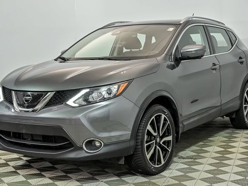 Used 2017 Nissan Rogue Sport SL w/ SL Premium Package AWD/4WD image 5
