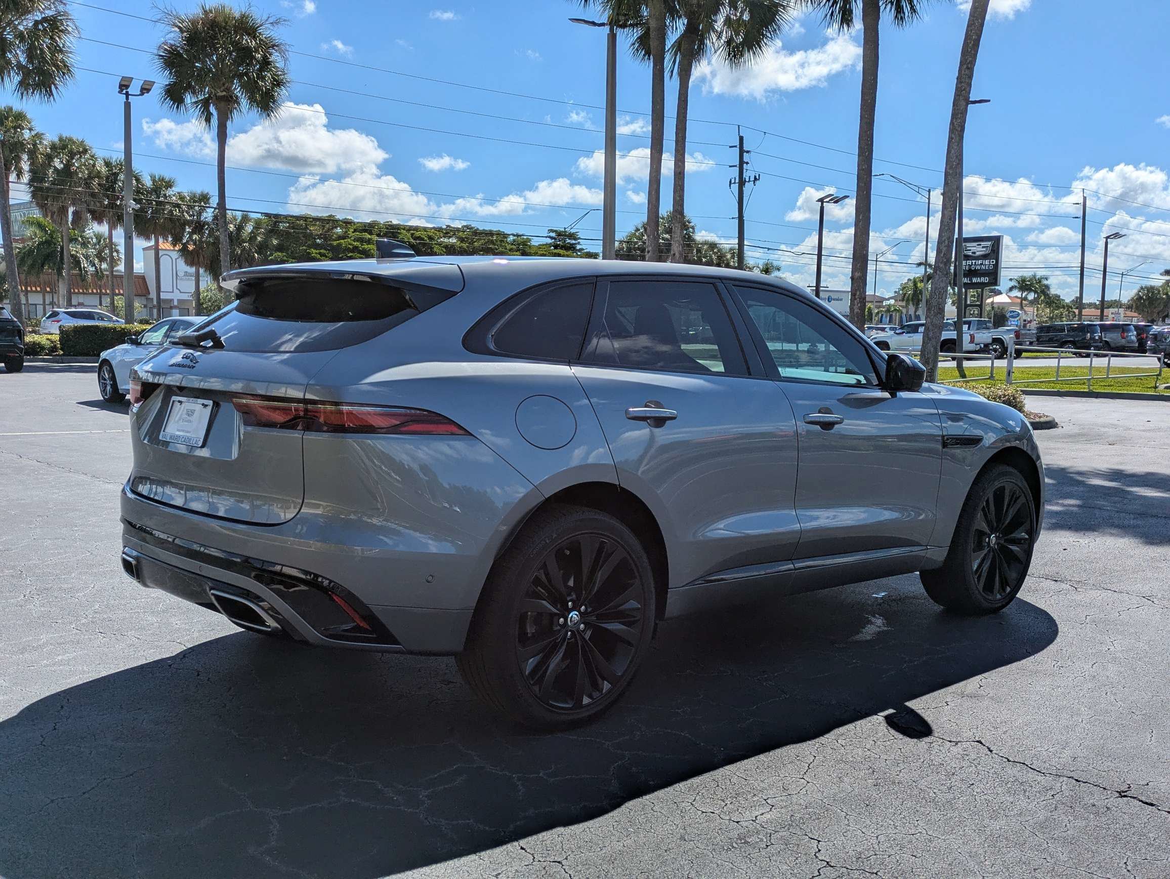 Used 2024 Jaguar F-PACE R-Dynamic S AWD/4WD image 5