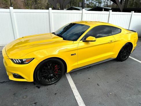 Used 2016 Ford Mustang GT Premium w/ Equipment Group 401A image 11