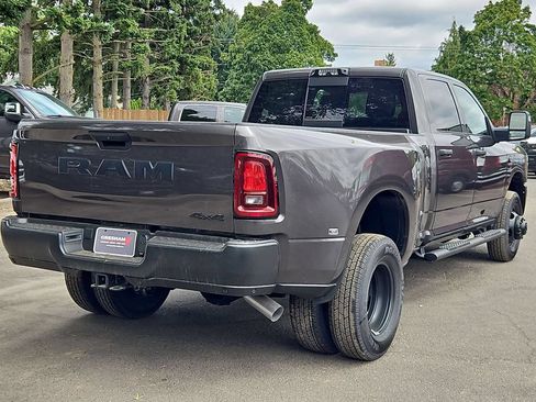 New 2026 RAM 3500 Tradesman AWD/4WD image 7