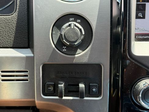 Used 2014 Ford F150 Limited RWD image 35
