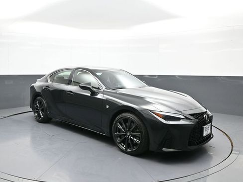 Used 2024 Lexus IS 350 F Sport AWD/4WD image 4