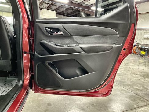 Used 2023 Chevrolet Traverse High Country w/ LPO, Floor Liner Package image 24