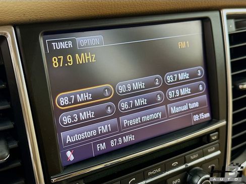 Used 2013 Porsche Panamera 4S image 12