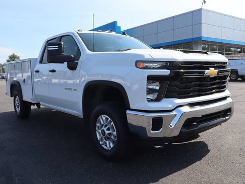 New 2026 Chevrolet Silverado 2500 W/T w/ WT Convenience Package AWD/4WD image 2