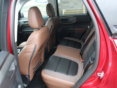 New 2025 Ford Bronco Sport Outer Banks w/ Outer Banks Tech Package+ AWD/4WD image 16