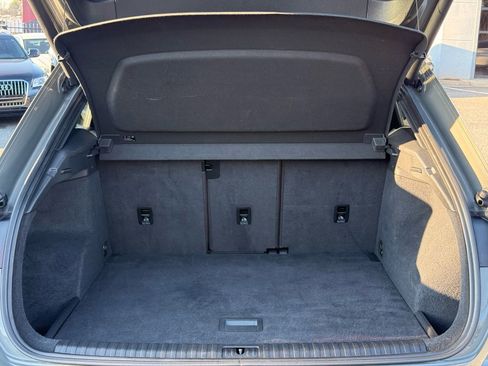 Used 2021 Audi Q3 2.0T Premium image 12