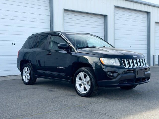 Used 2013 Jeep Compass Sport AWD/4WD image 3