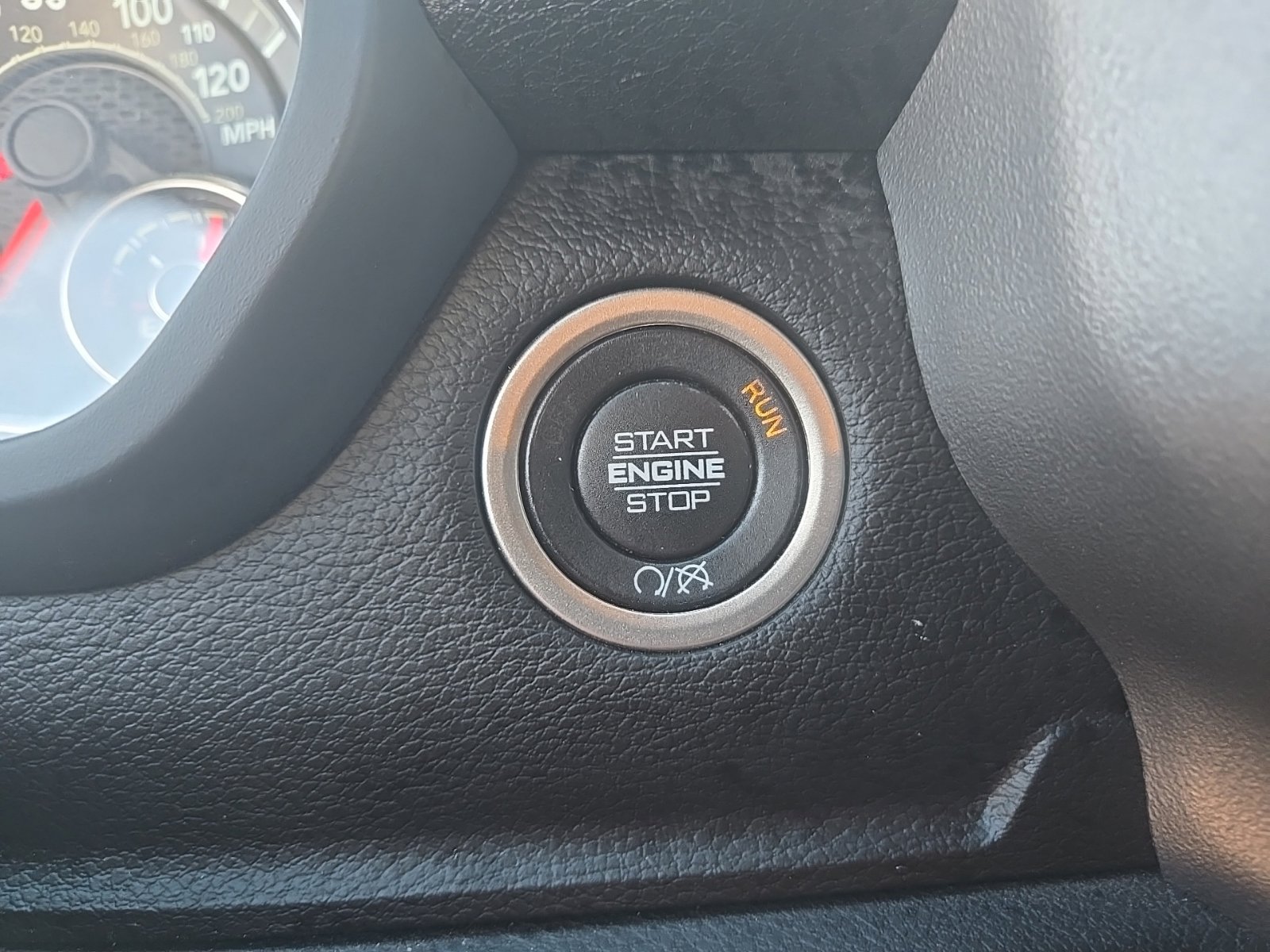 Used 2024 RAM 2500 Big Horn w/ Level 2 Equipment Group AWD/4WD image 19