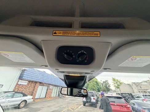 Used 2016 Ford Transit 350 XL RWD image 34