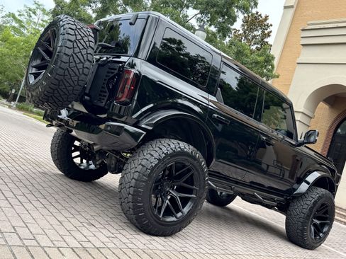 Used 2025 Ford Bronco Outer Banks image 25