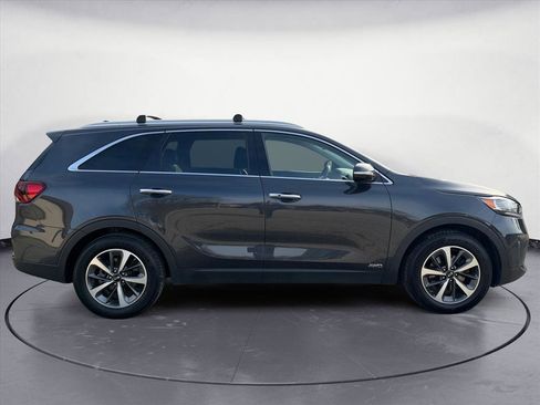 Used 2019 Kia Sorento EX image 7