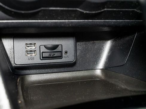 Used 2015 MAZDA MAZDA3 i Sport image 17