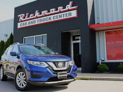 Used 2018 Nissan Rogue SV