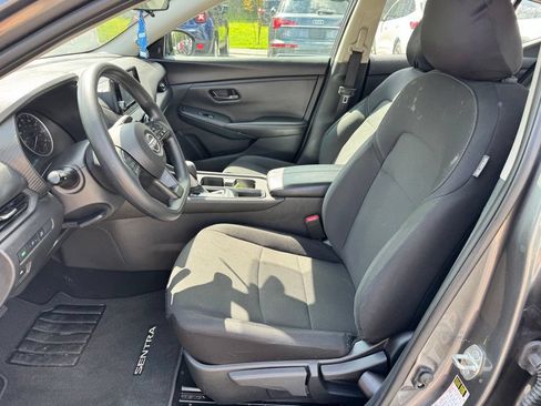 Used 2025 Nissan Sentra S FWD image 20