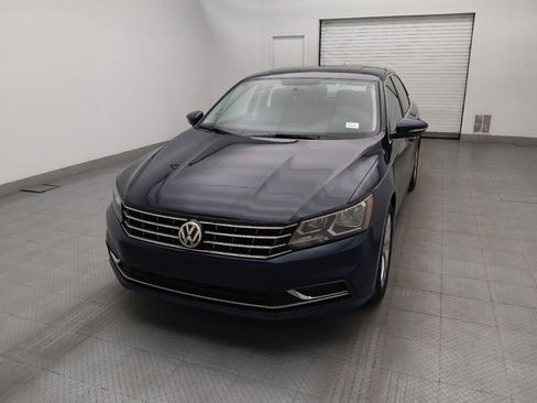 Used 2018 Volkswagen Passat 2.0T SE image 15