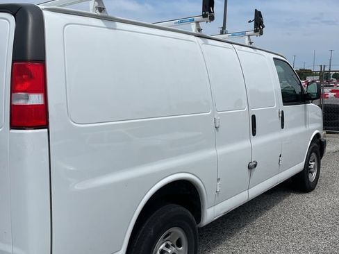 Used 2023 GMC Savana 2500 w/ Driver Convenience Package RWD image 13
