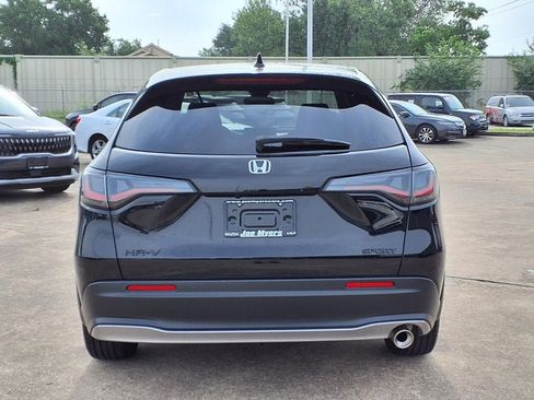 Used 2026 Honda HR-V Sport image 8