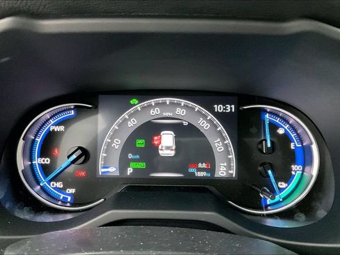 Used 2025 Toyota RAV4 SE AWD/4WD image 27