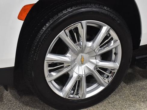 Used 2021 Chevrolet Tahoe High Country AWD/4WD image 10