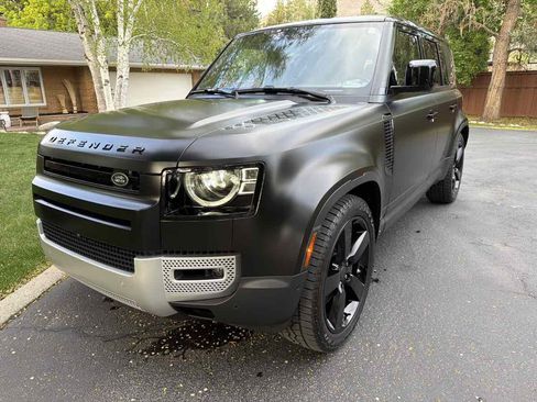 Used 2024 Land Rover Defender 110 SE AWD/4WD image 6