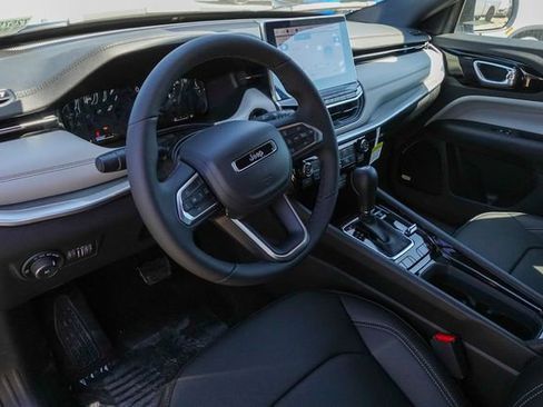 New 2025 Jeep Compass Limited w/ Elite Group image 11