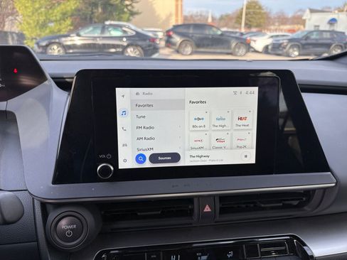 Used 2025 Toyota Prius LE image 21