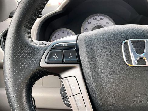 Used 2011 Honda Pilot Touring image 23