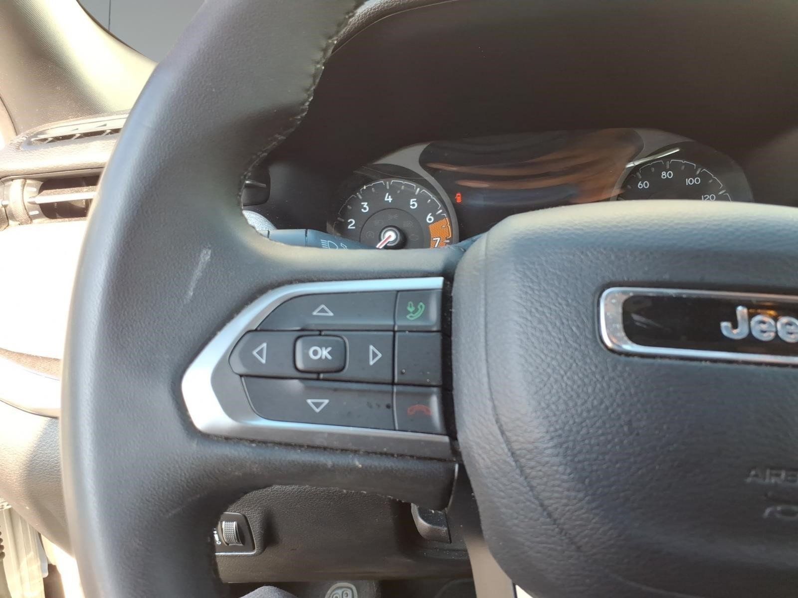 Used 2024 Jeep Compass Latitude AWD/4WD image 10
