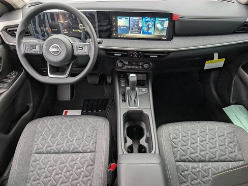New 2026 Nissan Kicks SV FWD image 8